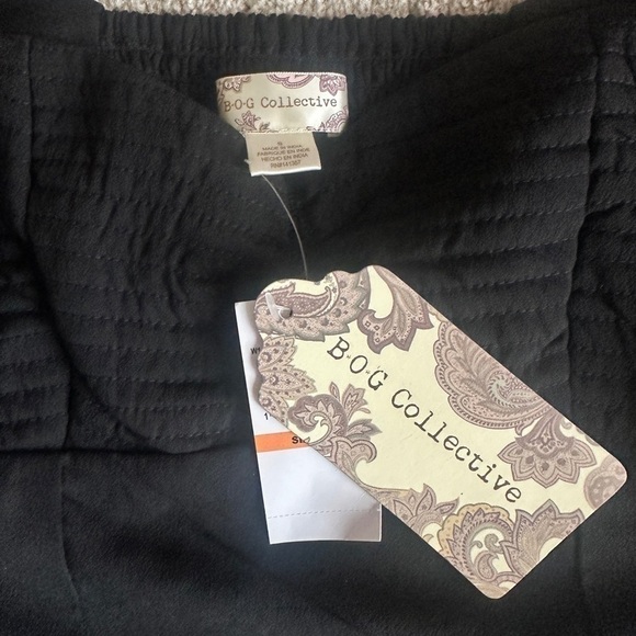 NWT B.O.G Collective Black Cropped Top peplum - Picture 3 of 6